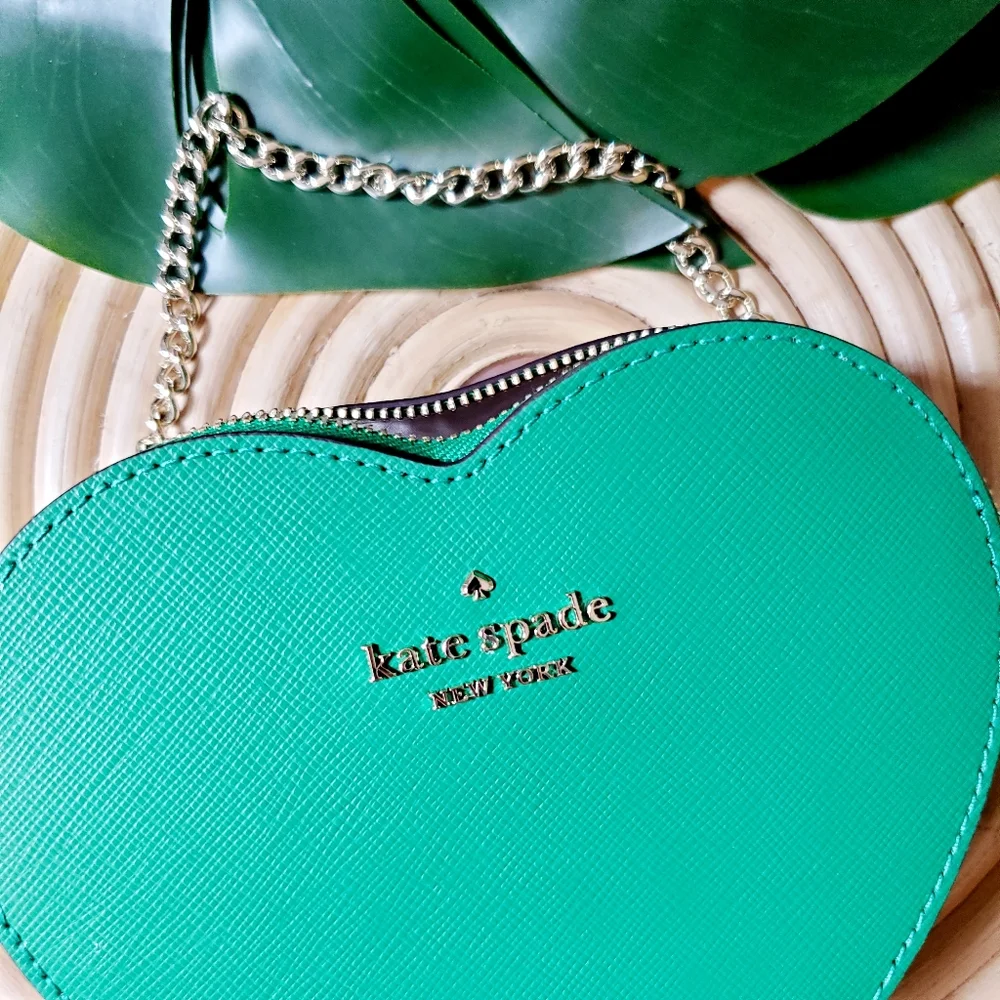 🆕 Mini heart loveshack love crossbody kate spade green bean gold bag small - Picture 2 of 5